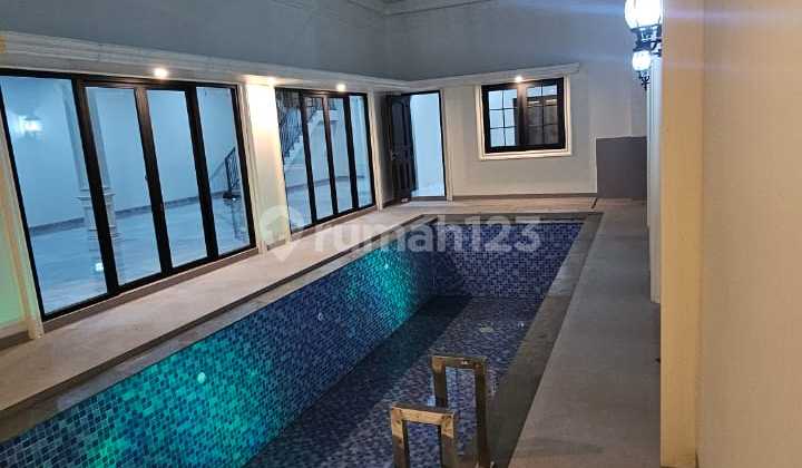 Rumah Mewah Kota Wisata Cibubur Private Pool