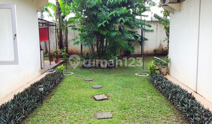 Rumah Raffles Hills Tanah Luas Bangunan Kokoh 2