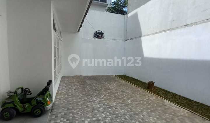 Rumah Legenda Wisata Taman Belakang 2