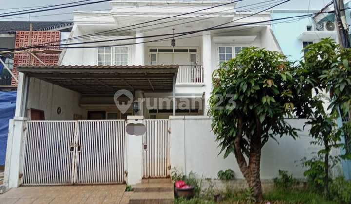 Rumah Siap Huni Di Taman Laguna Cibubur Dinding Bata Merah