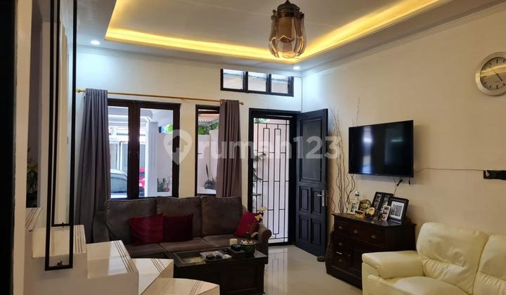 Rumah Dijual Legenda Wisata Cibubur Fully Furnished 2