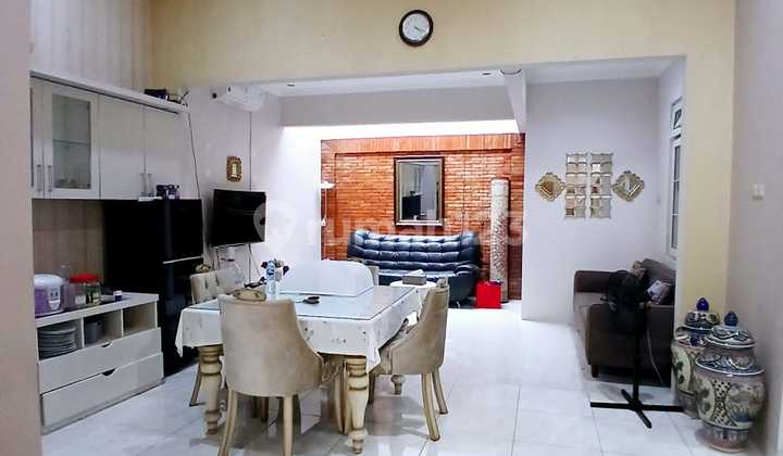 Rumah Citragran Cibubur. Hadap Taman, Rumah Asri Dan Rapi 2