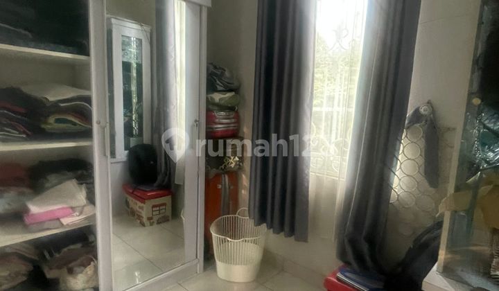 2-Story House in Legenda Wisata Strategic Location 2