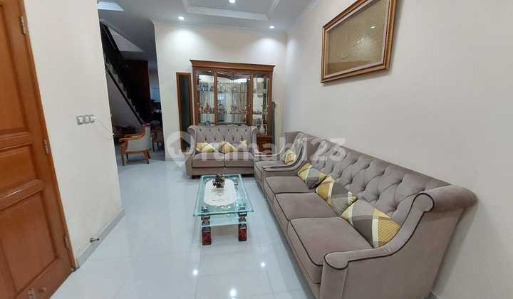 Rumah Depok Dekat Pesona Square Strategis Rumah Depok Dekat Pesona Square Strategis