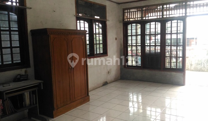 Dijual Cepat Rumah di Jalan Cendrawasih 2