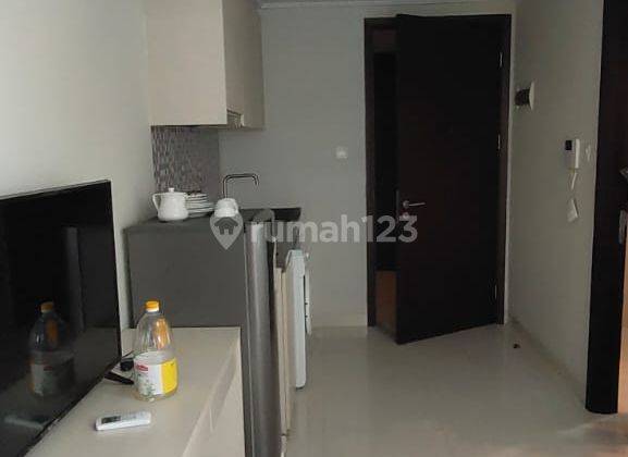 Disewa Apartemen Green Sedayu 1 BR Semi Furnished Bagus 4