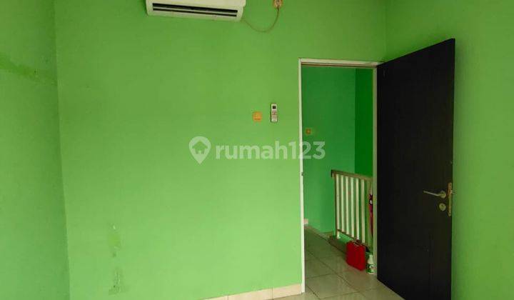 Disewa Rumah 2 Lantai Bagus Unfurnished SHM di Jl. Pasadena 1, Jakarta Barat 5