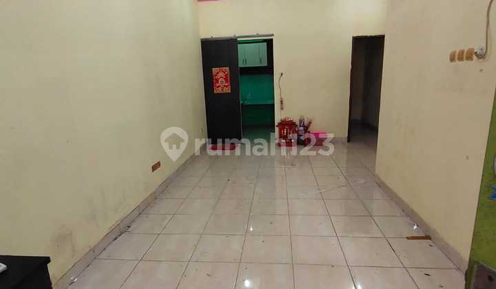 Disewa Rumah 2 Lantai Bagus Unfurnished SHM di Jl. Pasadena 1, Jakarta Barat 6