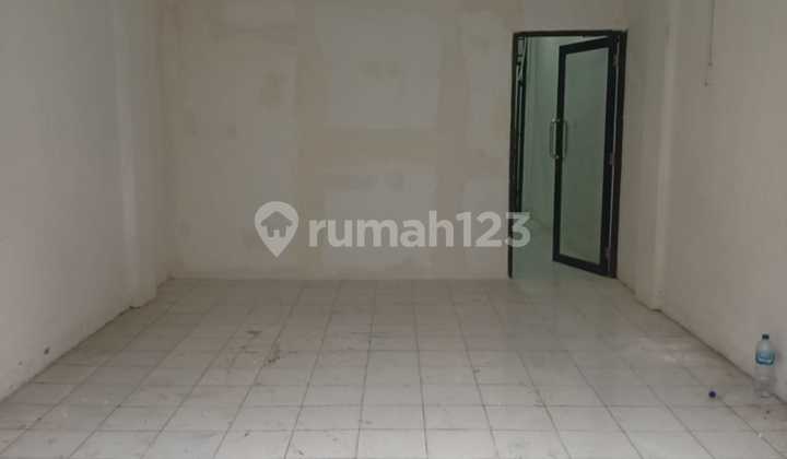 Disewa Ruko di Jl. Taman Palem Lestari , Jakarta Barat 150 M Bagus HGB 6