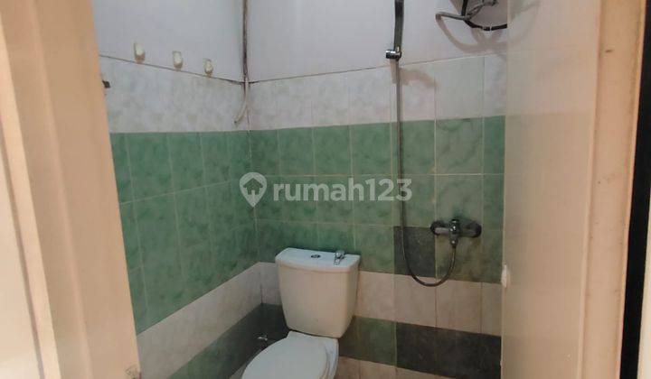 Disewa Rumah 2 Lantai Bagus Unfurnished SHM di Jl. Citra Dua Extension , Jakarta Barat 4