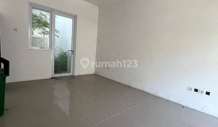 Disewa Rumah 2 Lantai Bagus Unfurnished SHM di Jl. Citra Garden 8, Jakarta Barat 1