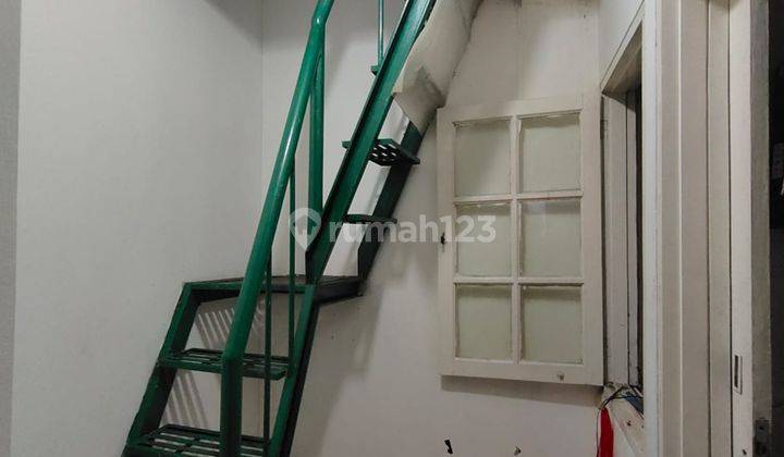 Disewa Rumah 2 Lantai Bagus Unfurnished SHM di Jl. Citra 2 Extension, Jakarta Barat 2