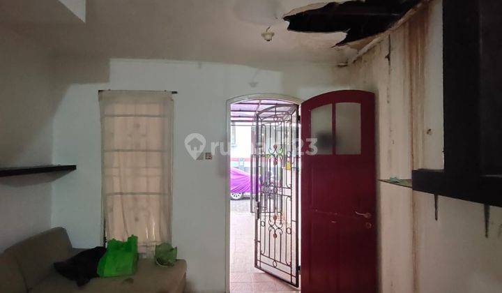 Disewa Rumah 2 Lantai Bagus Unfurnished SHM di Jl. Citra 2 Extension, Jakarta Barat 4