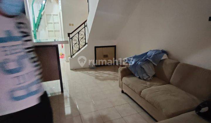 Disewa Rumah 2 Lantai Bagus Unfurnished SHM di Jl. Citra 2 Extension, Jakarta Barat 7