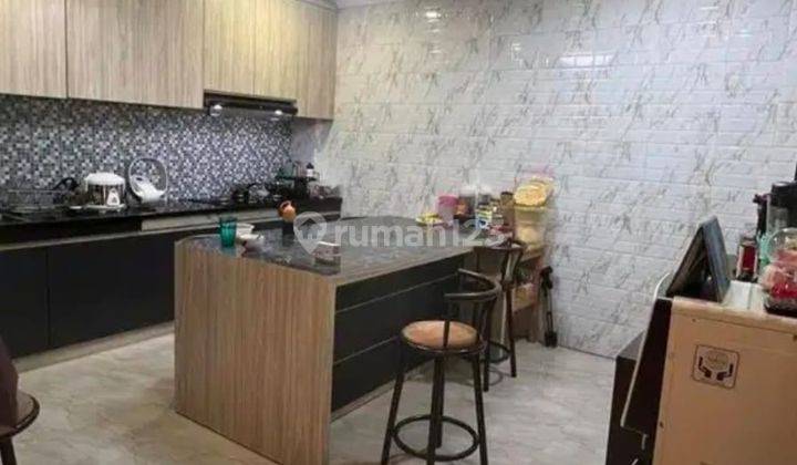 Dijual Rumah 3 Lantai Bagus Unfurnished SHM di Jl. Citra 2 Extension , Jakarta Barat 2