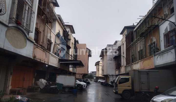 Disewakan Cepat Ruko di Taman Palem Lestari