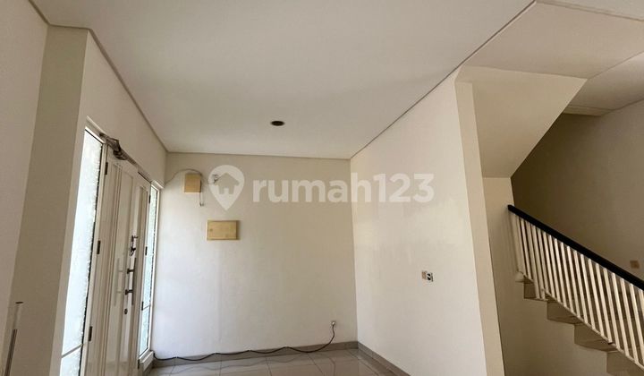 Disewakan Cepat Rumah di Golf Lake 2