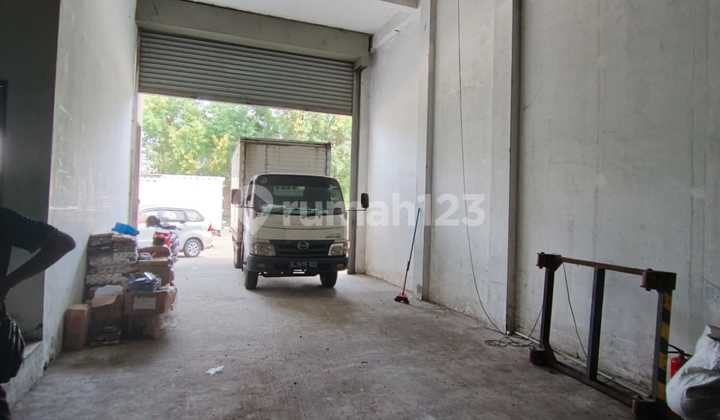 FOR SALE QUICKLY, WAREHOUSE IN DUTA INDAH KARYA, DAAN MOGOT