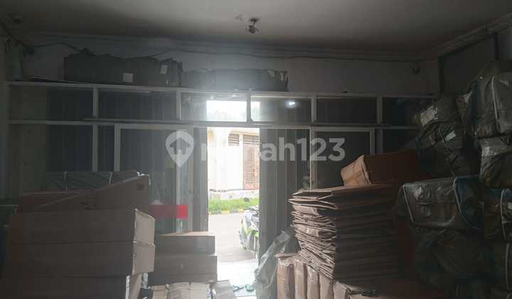 Dijual Cepat Ruko di Pasar Bersih Dijual Cepat Ruko di Pasar Bersih