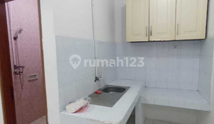 DISEWAKAN CEPAT RUMAH TOWN HOUSE STRATEGIS DI TOMANG RAYA 2