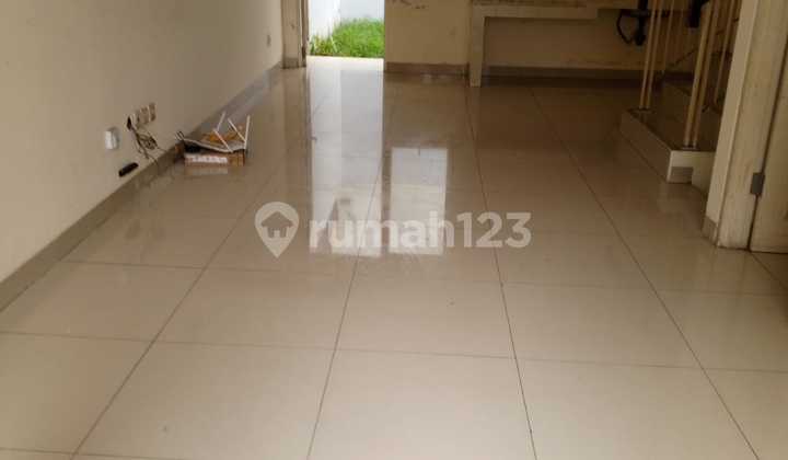 For Rent Fast House at Golf Lake For Rent Fast House at Golf Lake