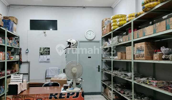 FOR RENT QUICKLY, SHOP HOUSE ON JL. RAYA CENDRAWASIH