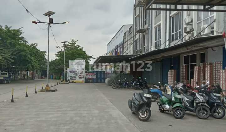 DISEWAKAN CEPAT RUKO DI JL. MARKET BOULEVARD