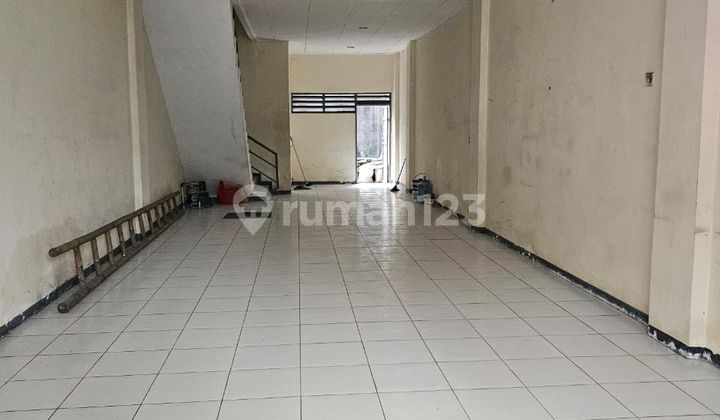 Disewakan Cepat Ruko di Jalan Peta Selatan