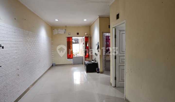 Dijual Cepat Rumah di Perumahan Griya Srengseng