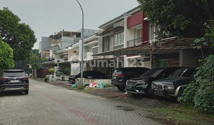 Disewakan Cepat Rumah di Golf Lake 2