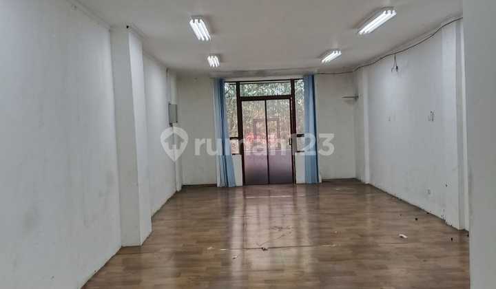 For Quick Lease, Shop House in Taman Palem Lestari Complex 1000. For Quick Lease, Shop House in Taman Palem Lestari Complex 1000.