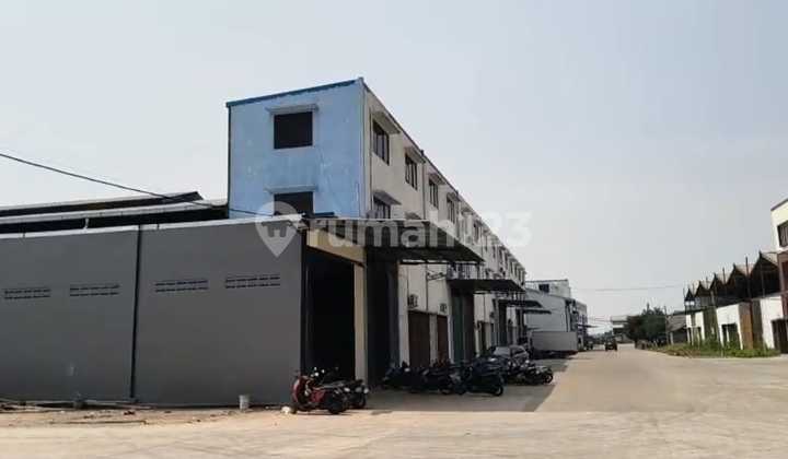 DISEWAKAN CEPAT GUDANG DI  JL. SALEMBARAN