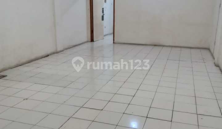 For Quick Rent Shop House in Taman Palem Lestari Complex 1000