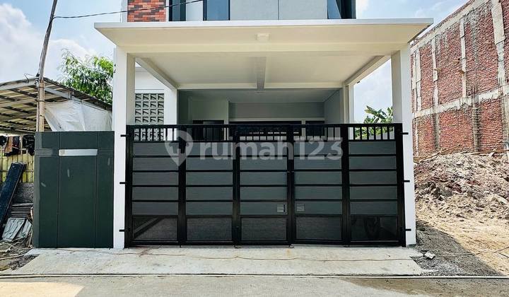 Rumah Baru Dalam Komplek Dekat ke MRT Lebak Bulus Fre Biaya Pajak
