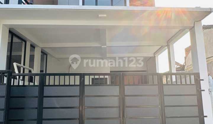 Rumah Baru Strategis Lt 125 Dekat MRT Lebak Bulus + Kanopi Beton Rumah Baru Strategis Lt 125 Dekat MRT Lebak Bulus + Kanopi Beton