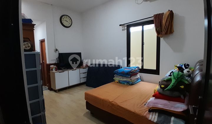Dijual Rumah Besar 4Kt + 3Km Siap Huni , Garasi 3 Mobil - Mustika Sari Bekasi 2
