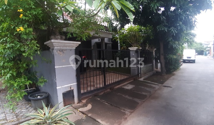 Dijual Rumah Full Furnished - Jatinegara Indah, Cakung