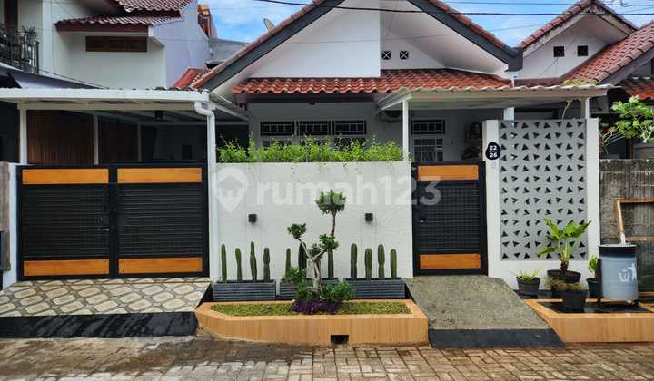 Dijual Rumah di Pamulang - Semi Furnished, Full Renovation, Super Strategis di Tangerang Selatan