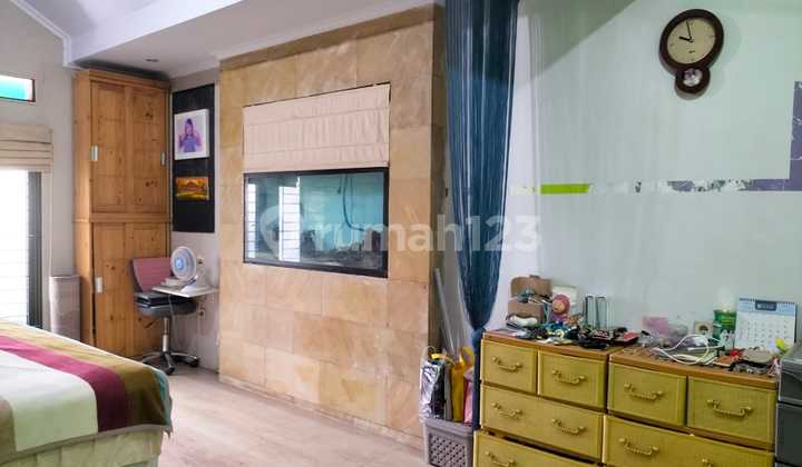 RUMAH BAGUS SIAP HUNI FULL FURNISHED DI BELLA CASA DEPOK