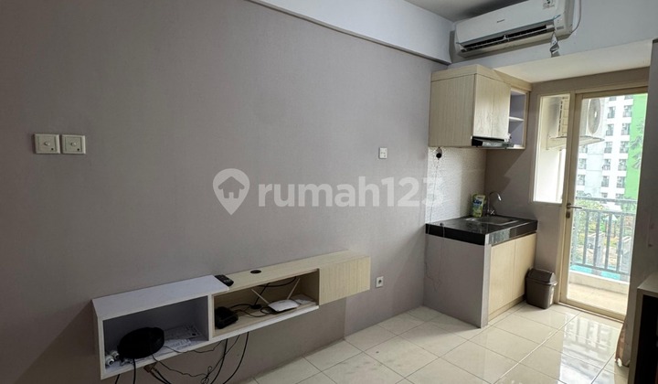 Dijual Cepat! Apartemen Green Lake View Ciputat – unit Studio Semi Furnished