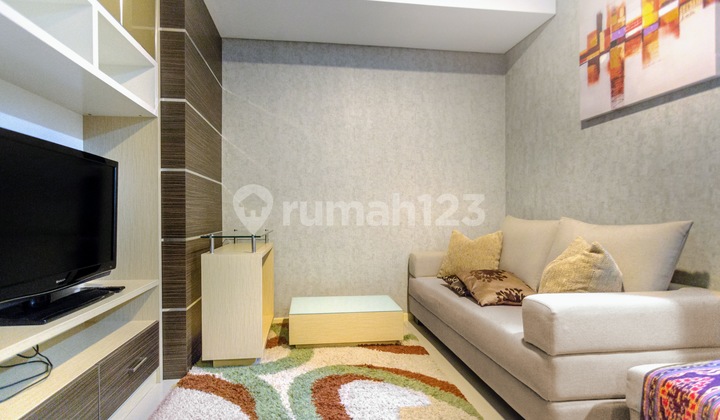 Dijual Unit Apartment di Jantung Jakarta - Cosmo Terrace Thamrin, Full Furnished 1Br Selangkah ke MRT & Transjakarta