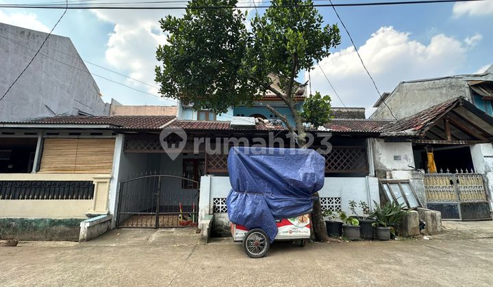 FOR SALE, SLASHED PRICE, MOVE-IN READY 5 BEDROOM HOUSE IN PONDOK KACANG PRIMA, SOUTH TANGERANG FOR SALE, SLASHED PRICE, MOVE-IN READY 5 BEDROOM HOUSE IN PONDOK KACANG PRIMA, SOUTH TANGERANG
