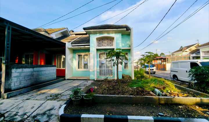 Dijual Rumah Siap Huni Posisi di Hoek - Panorama Sepatan