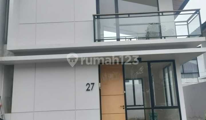 Dijual / Take Over - Rumah 2 Lantai Cendana Parc, Lippo Karawaci Cluster Premium - Lokasi Strategis - Siap Huni Dijual / Take Over - Rumah 2 Lantai Cendana Parc, Lippo Karawaci Cluster Premium - Lokasi Strategis - Siap Huni