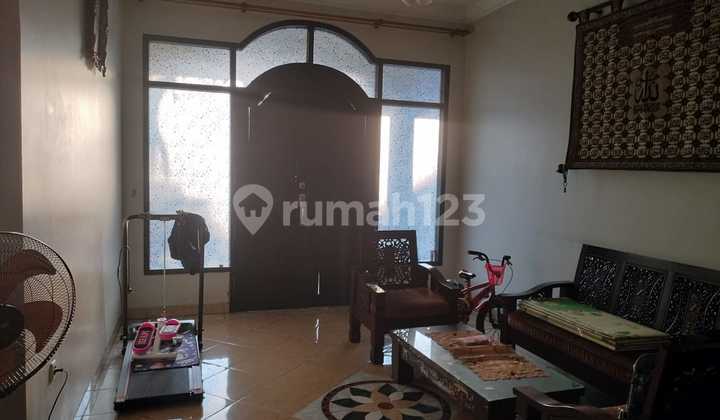 House for Sale in Banana Cluster - Bintaro, VERY CLOSE TO KRL STATION 2