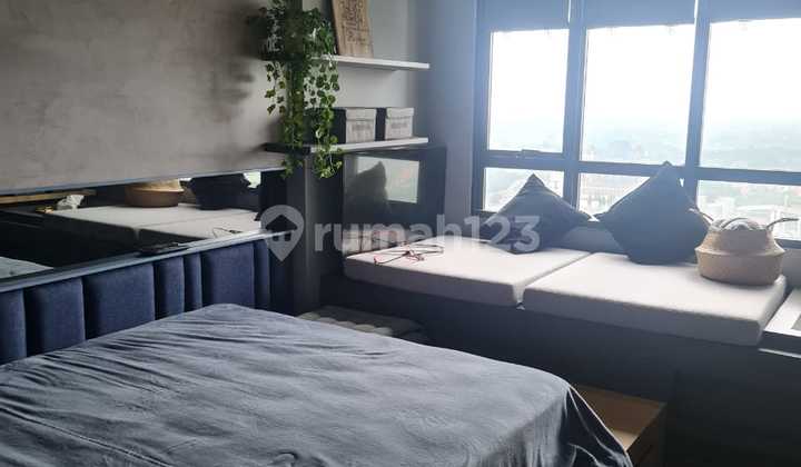 Dijual Cepat (BU) full furnished siap huni 1BR Apartemen Collins Boulevard – Tangerang Selatan Dijual Cepat (BU) full furnished siap huni 1BR Apartemen Collins Boulevard – Tangerang Selatan