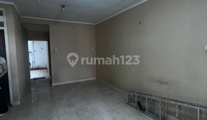 RUMAH SIAP HUNI STRATEGIS DI TAMAN ARIES HARGA DIBAWAH PASARAN