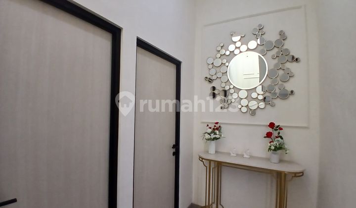 Dijual Villa Eksklusif dengan View Pegunungan yang Indah