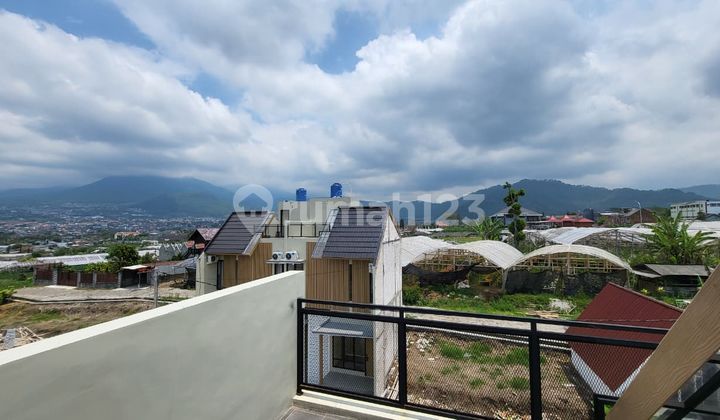 dijual villa kota batu 4 menit dari alun alun free BPHTB dan BBN