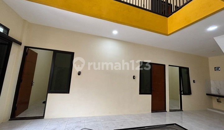 FOR SALE EXCLUSIVE BOARDING HOUSE JUST 7 MINUTES FROM UMM FOR SALE EXCLUSIVE BOARDING HOUSE JUST 7 MINUTES FROM UMM